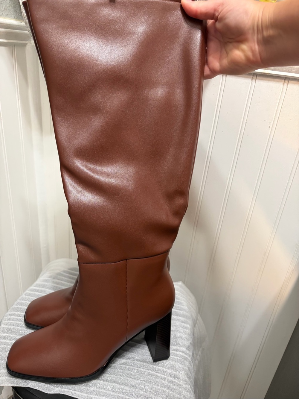 Women's Brown Knee-High Block Heel Boots